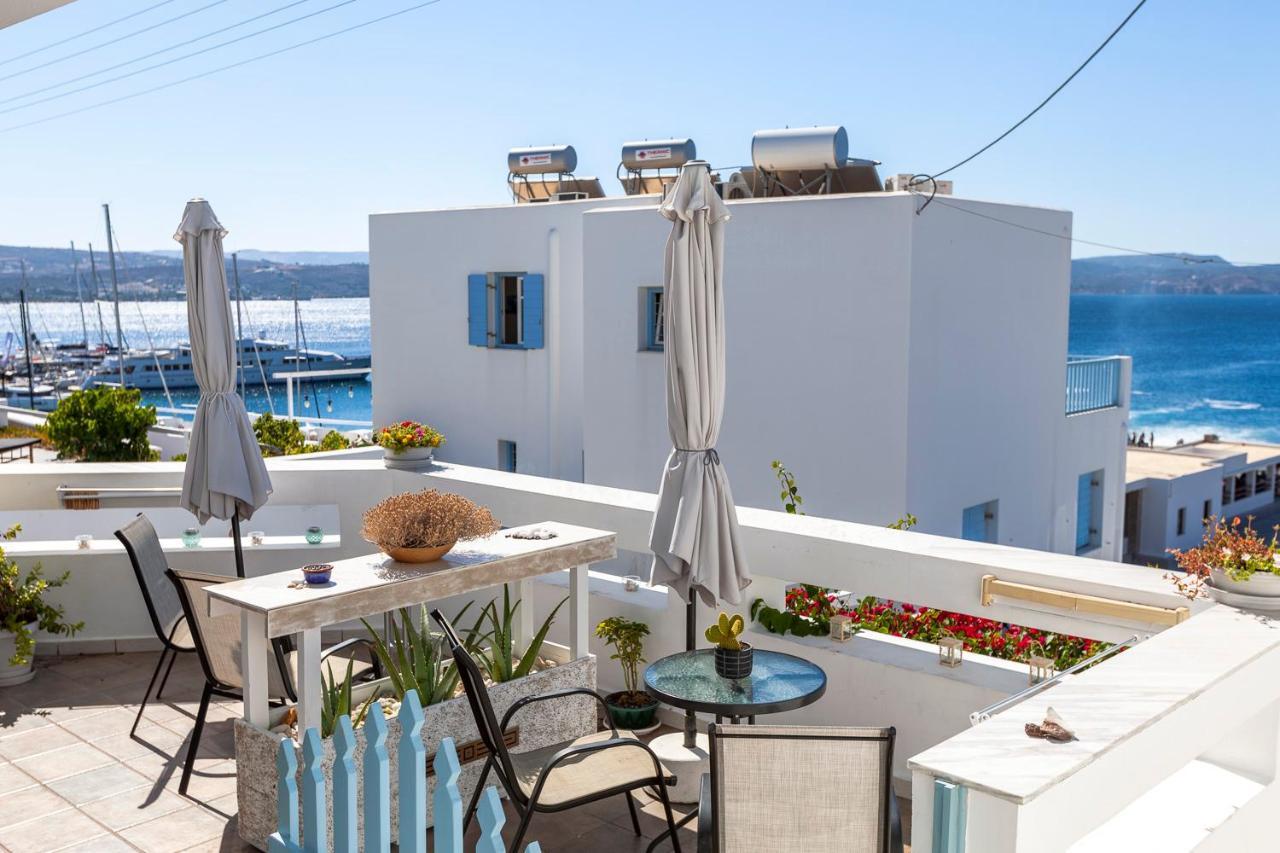 Emily'S Suites Adamantas  Exteriér fotografie