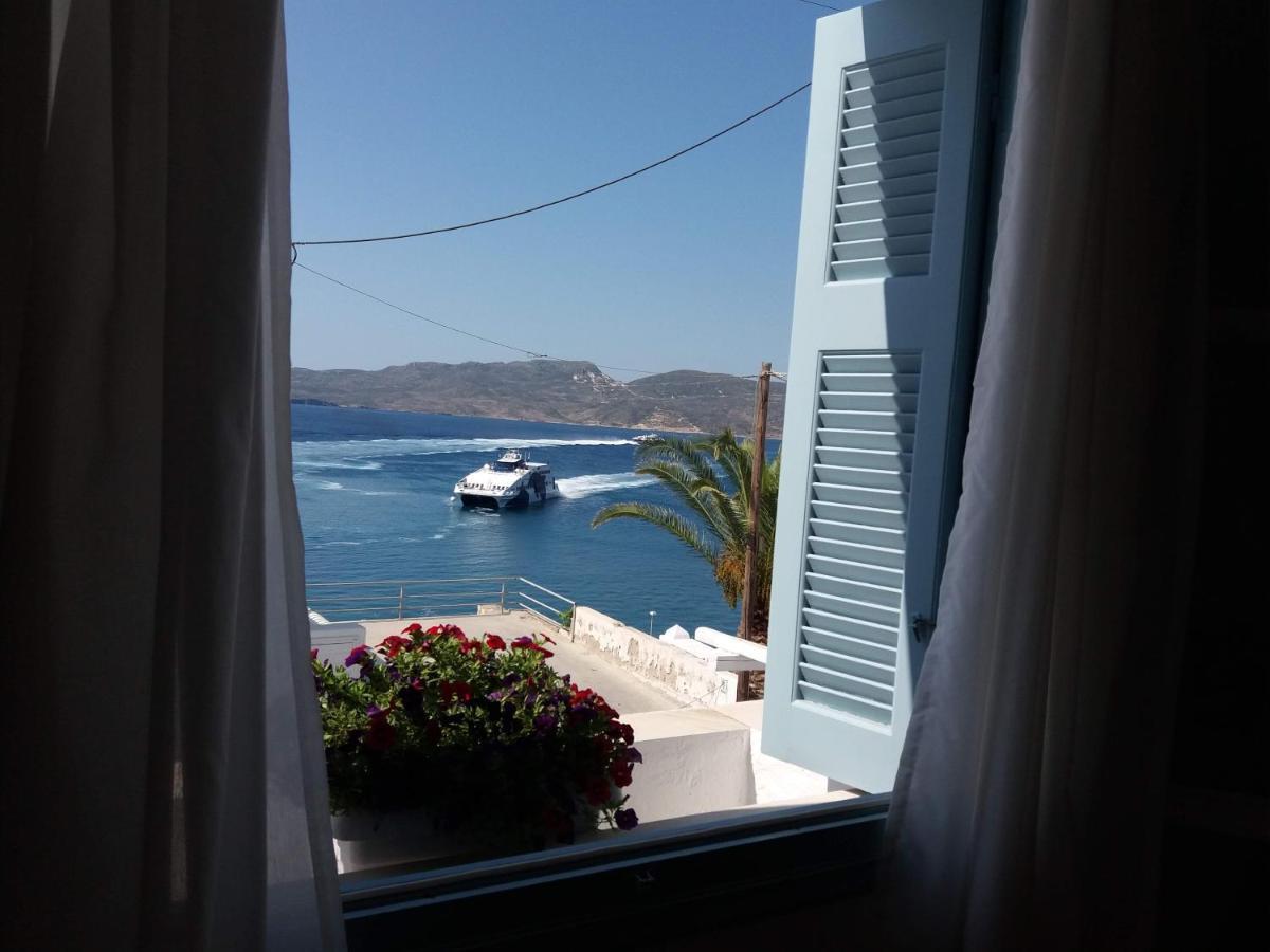 Emily'S Suites Adamantas  Exteriér fotografie